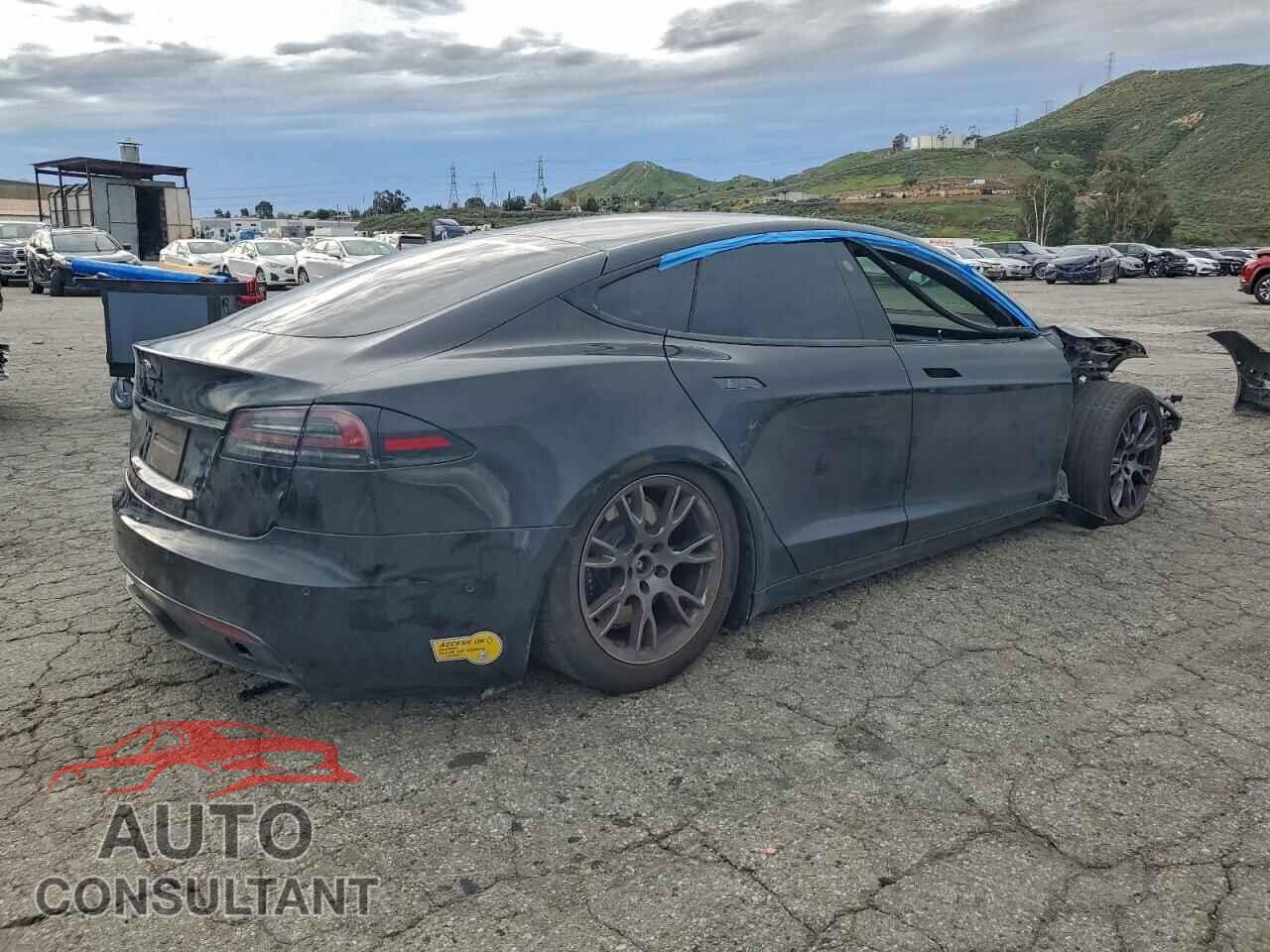 TESLA MODEL S 2022 - 5YJSA1E52NF491731