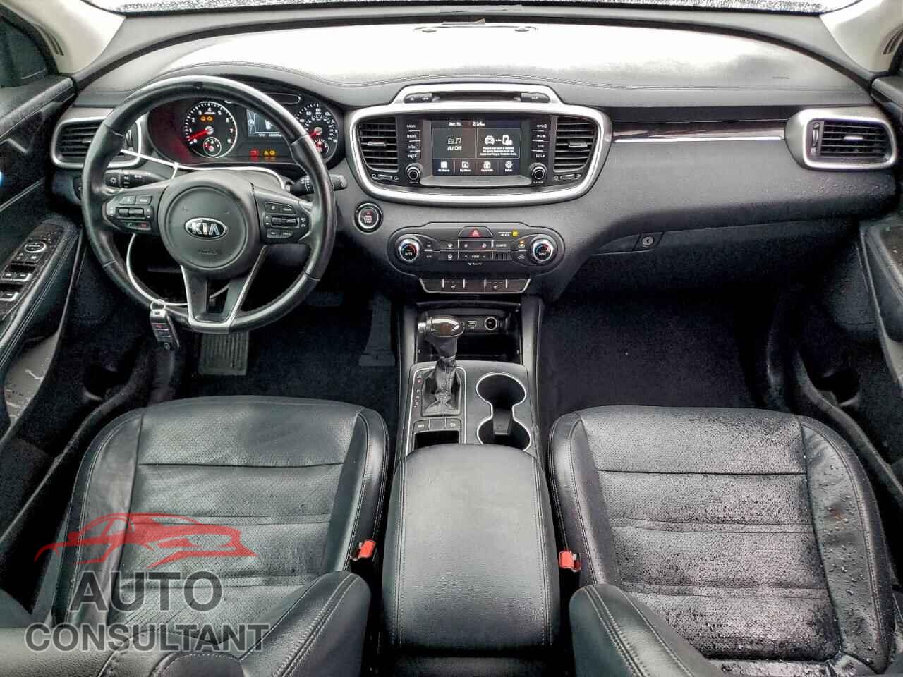 KIA SORENTO 2017 - 5XYPG4A32HG295974
