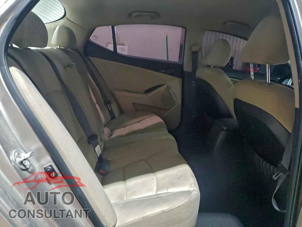 KIA OPTIMA 2013 - KNAGM4A7XD5353843