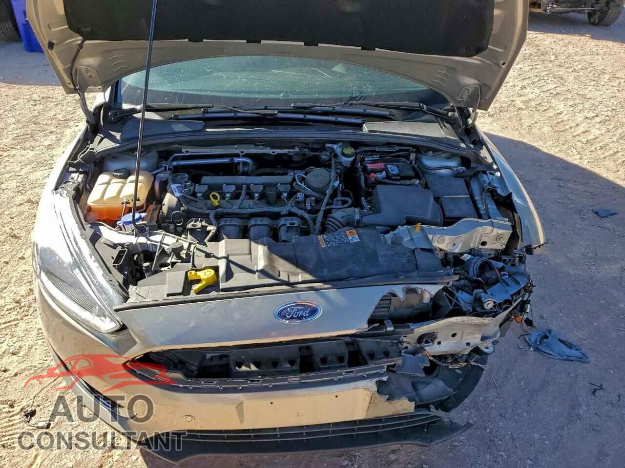 FORD FOCUS 2015 - 1FADP3N24FL348423