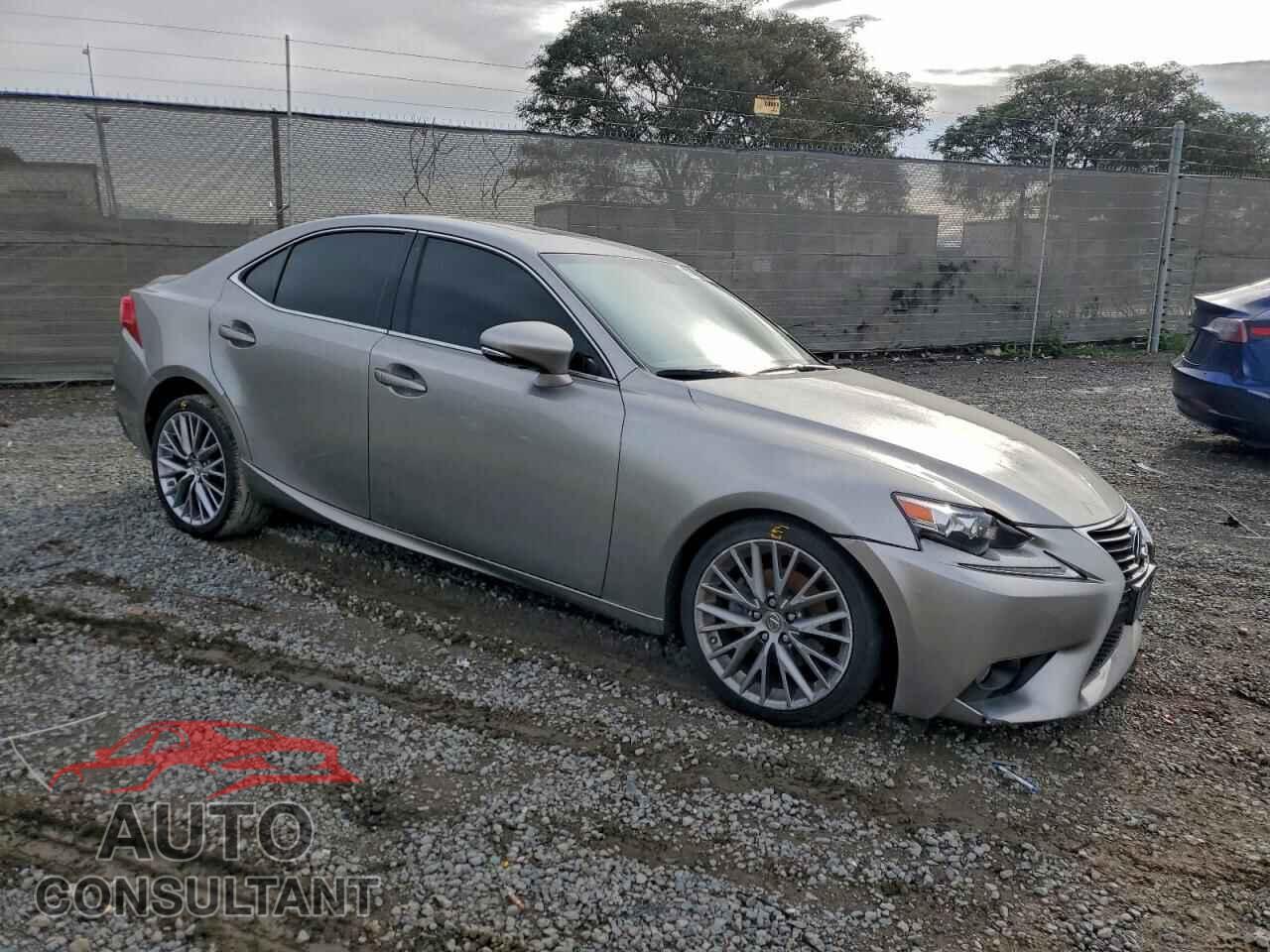 LEXUS IS 2014 - JTHBF1D26E5030198