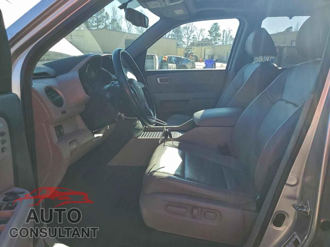 HONDA PILOT 2014 - 5FNYF4H96EB014683