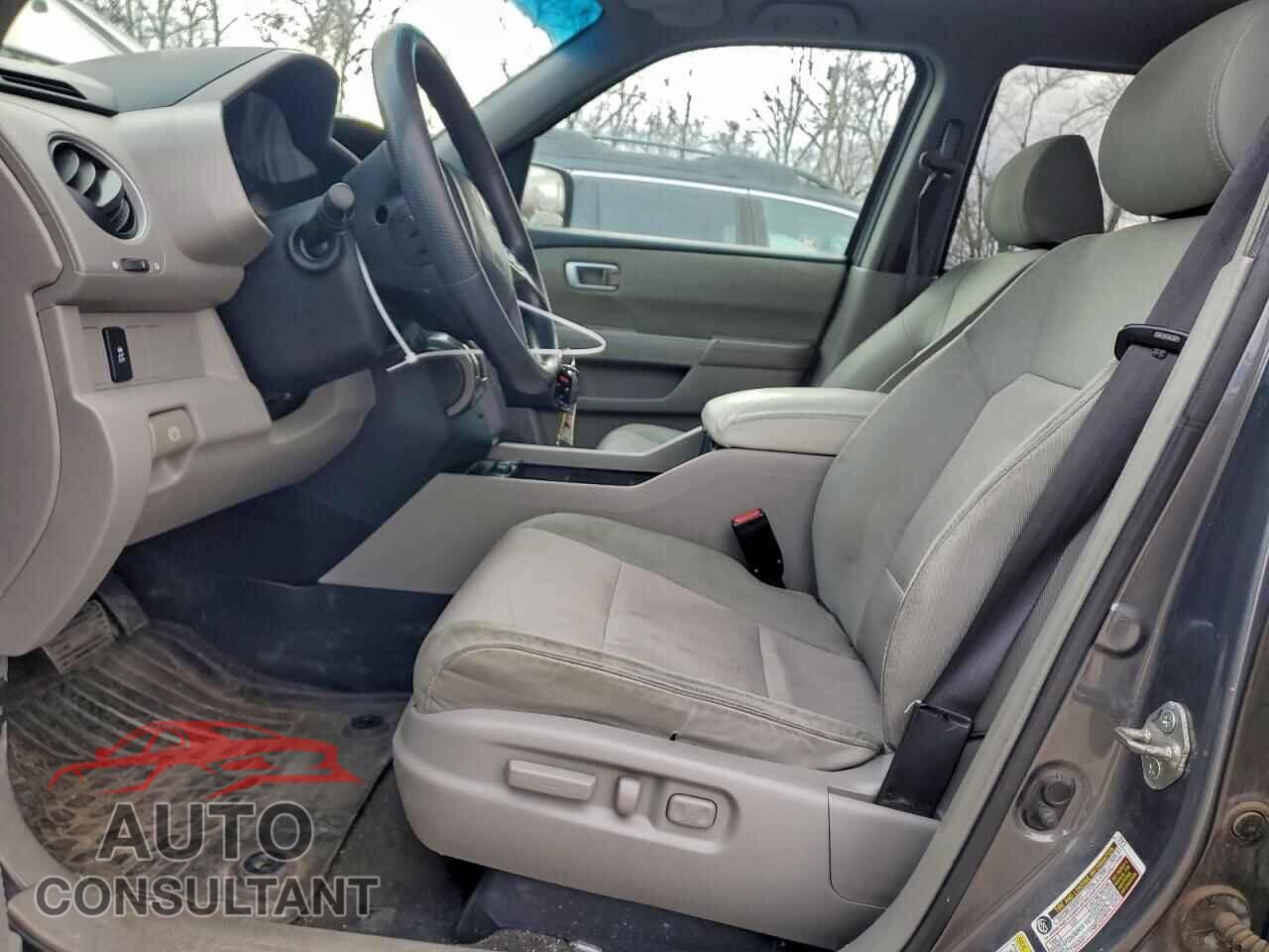 HONDA PILOT 2012 - 5FNYF4H41CB044577