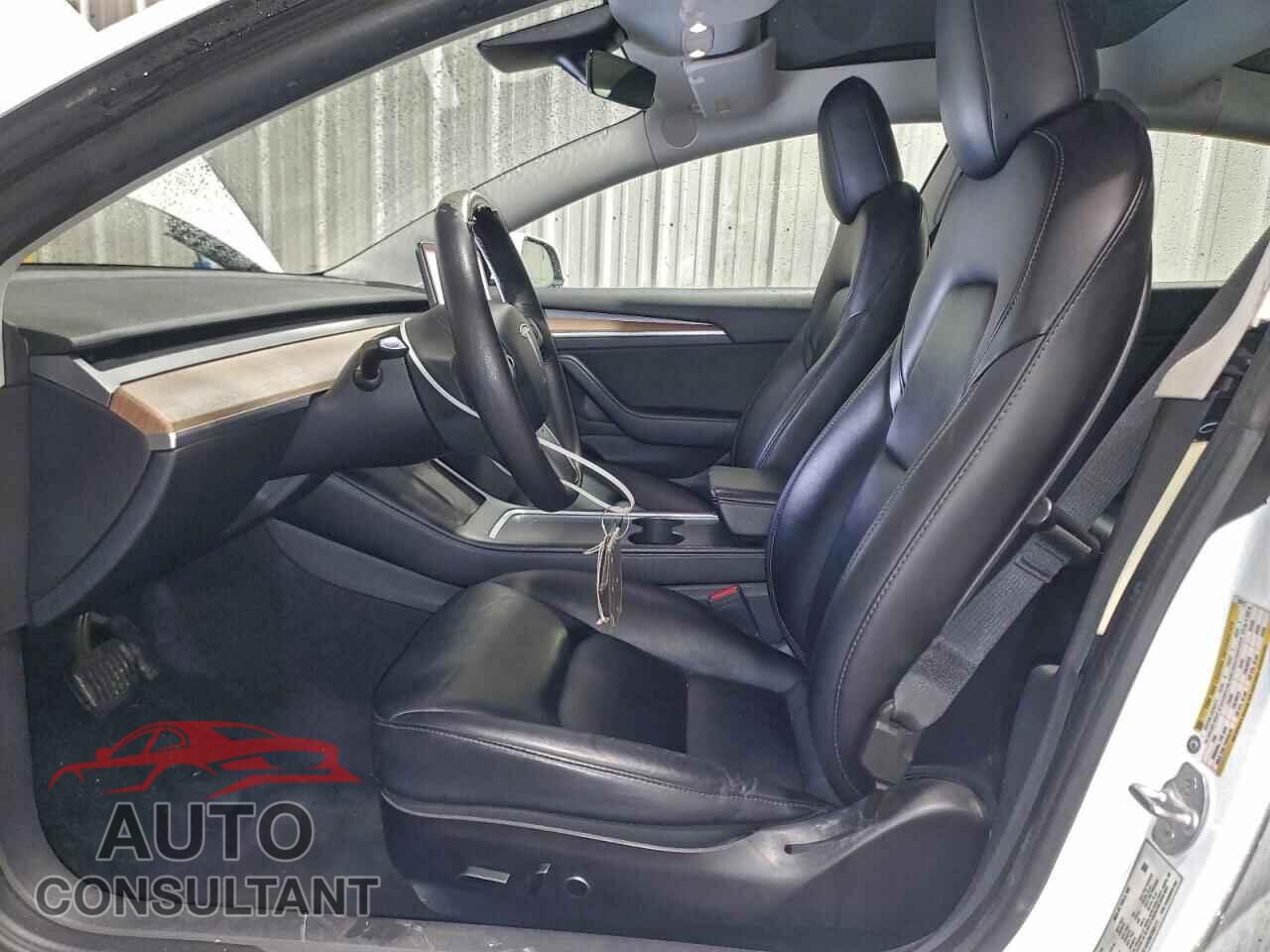 TESLA MODEL 3 2022 - 5YJ3E1EA3NF289177