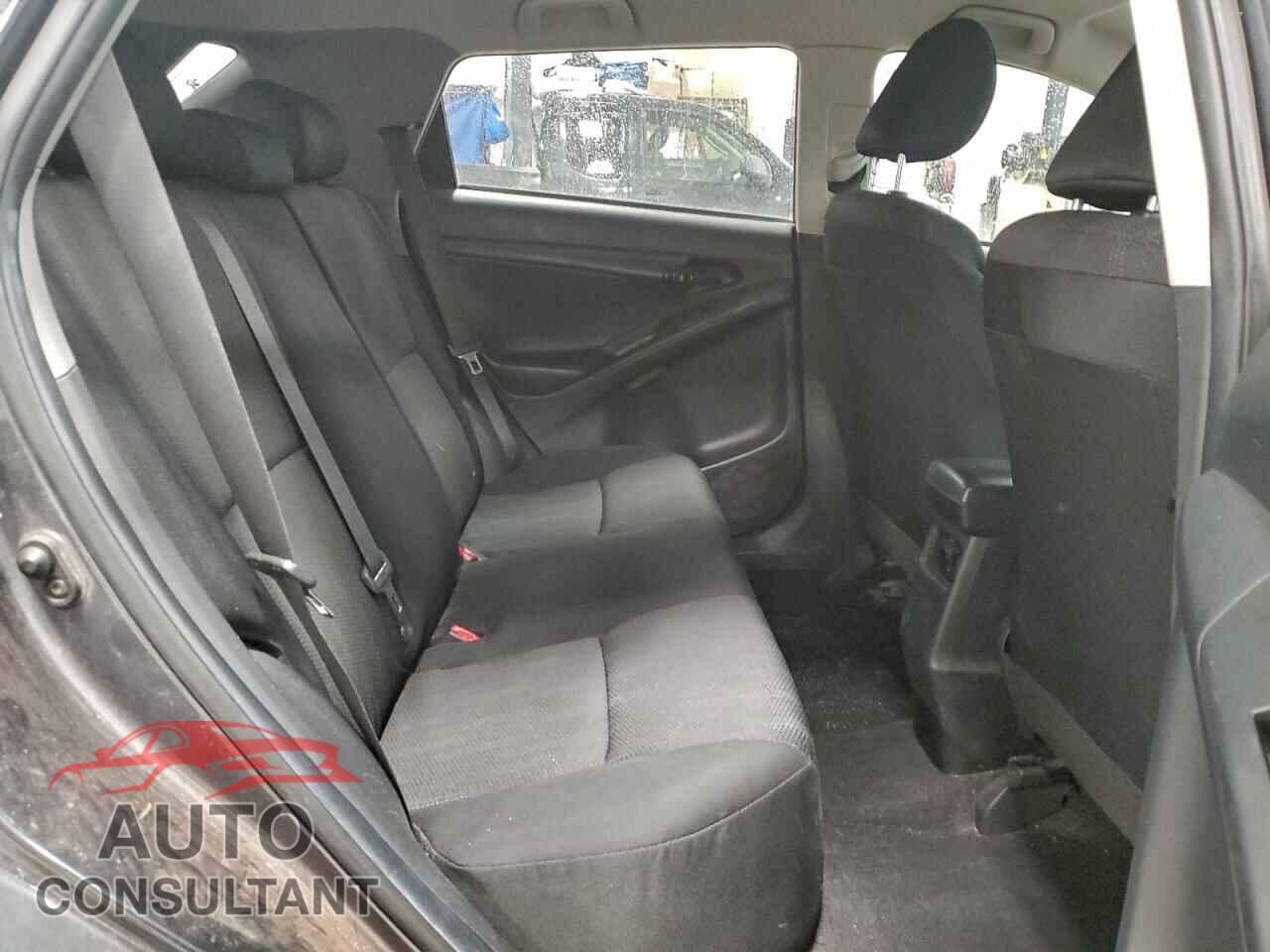 TOYOTA MATRIX 2014 - 2T1KU4EEXEC132141