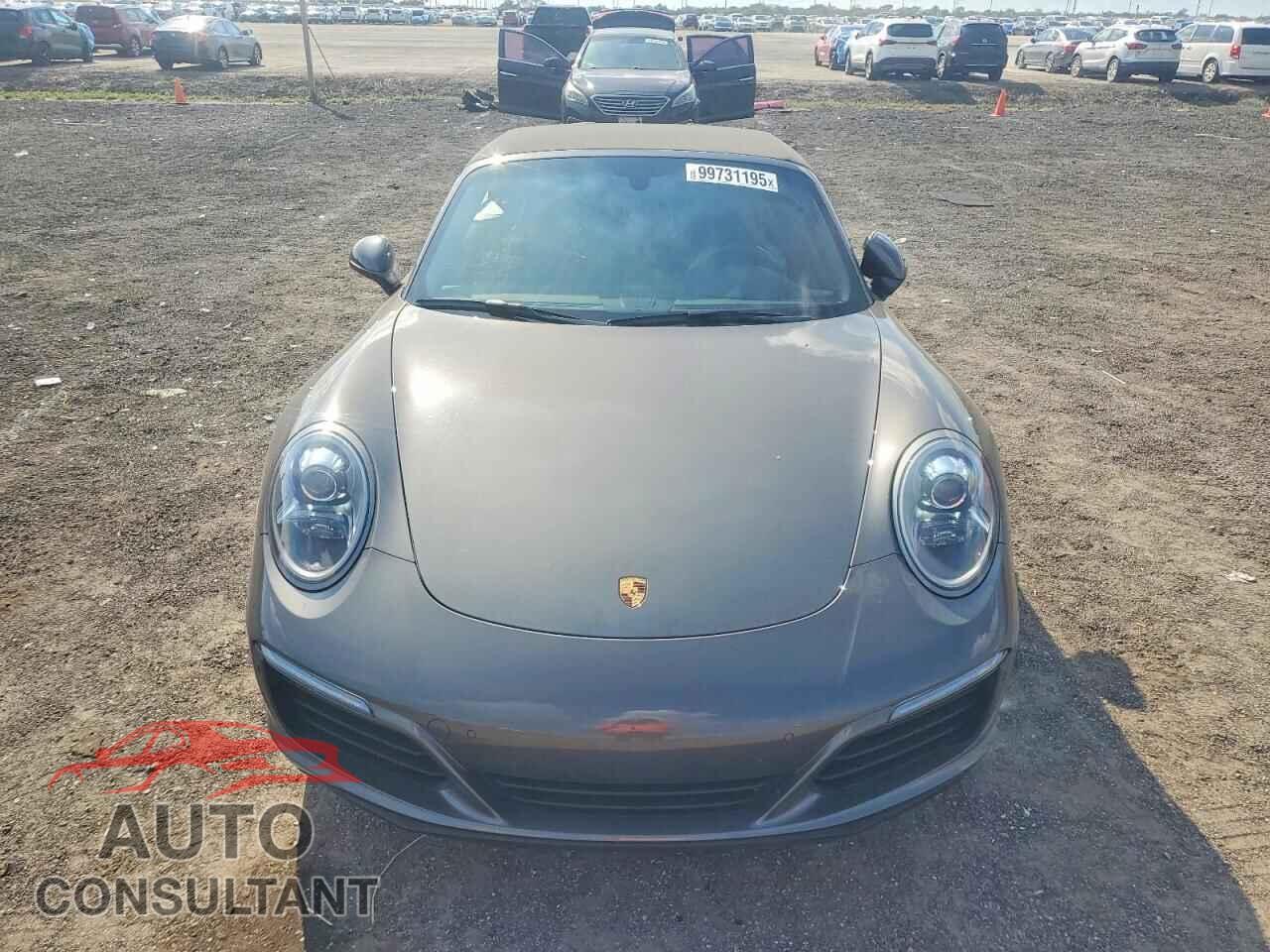 PORSCHE 911 2017 - WP0CA2A97HS141599