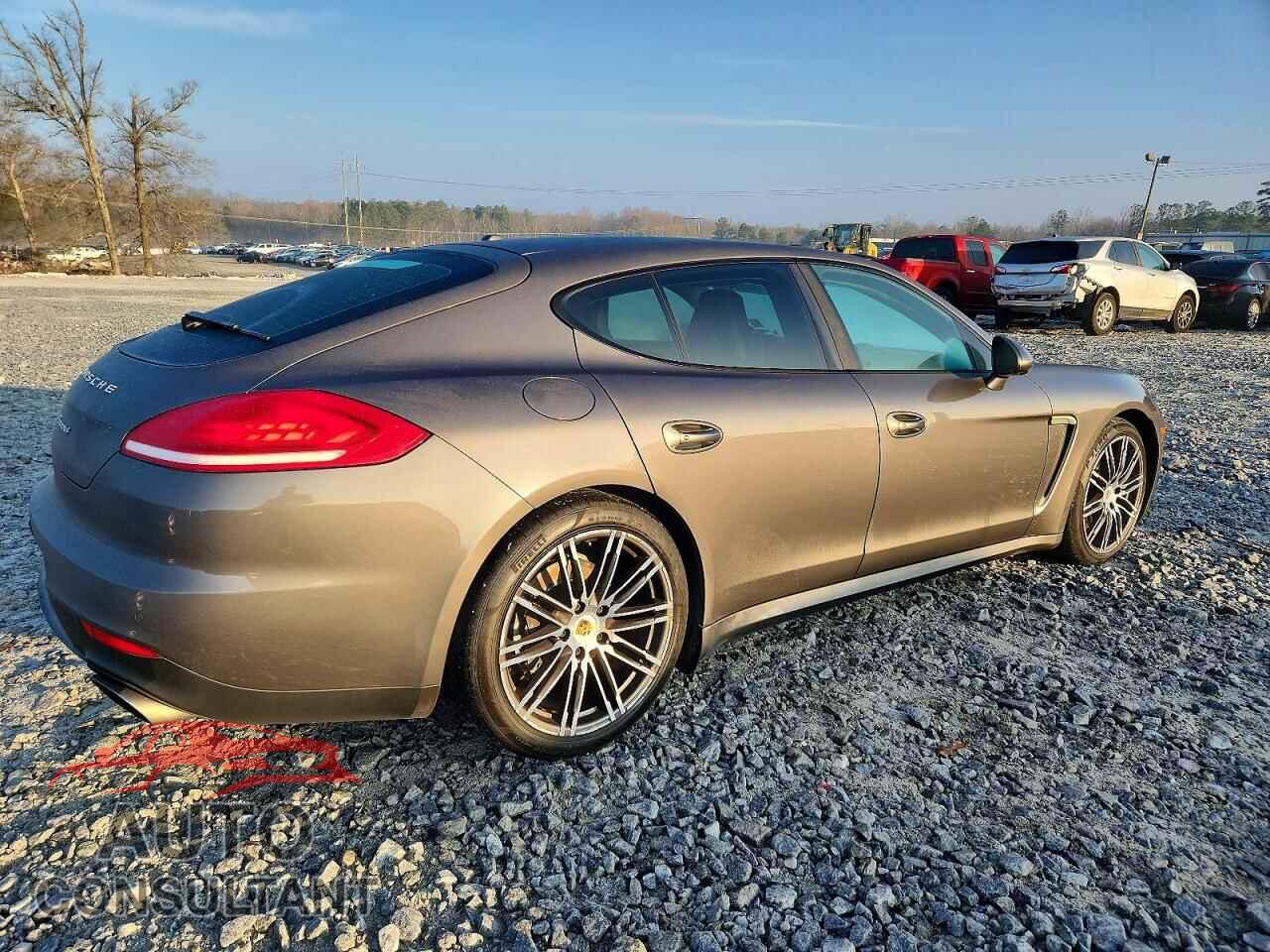 PORSCHE PANAMERA 2016 - WP0AA2A72GL000860