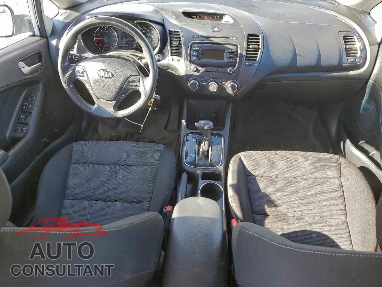 KIA FORTE 2017 - 3KPFK4A75HE065520