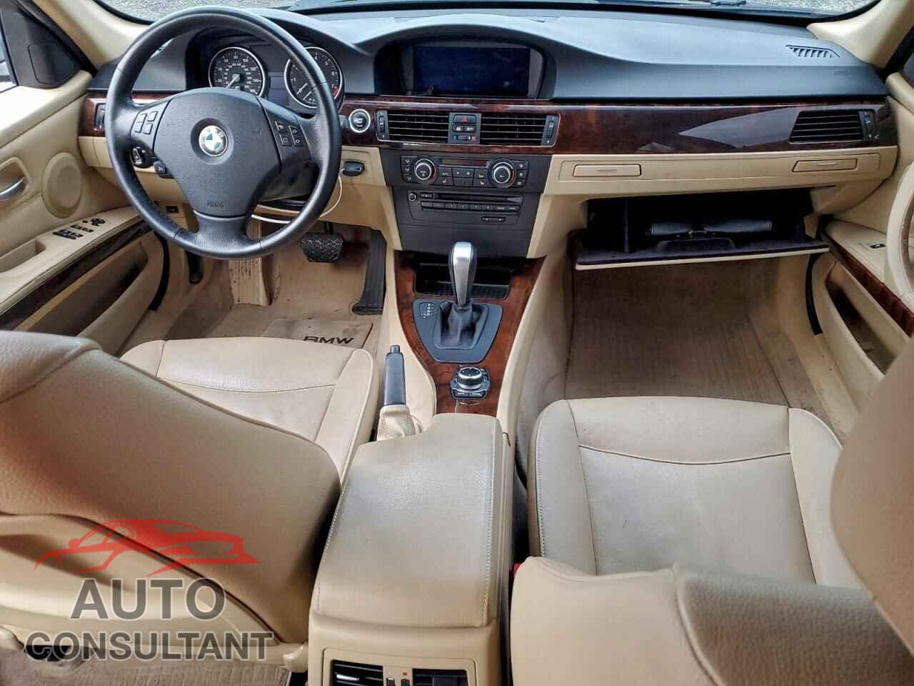 BMW 3 SERIES 2011 - WBAPH7C54BE681094