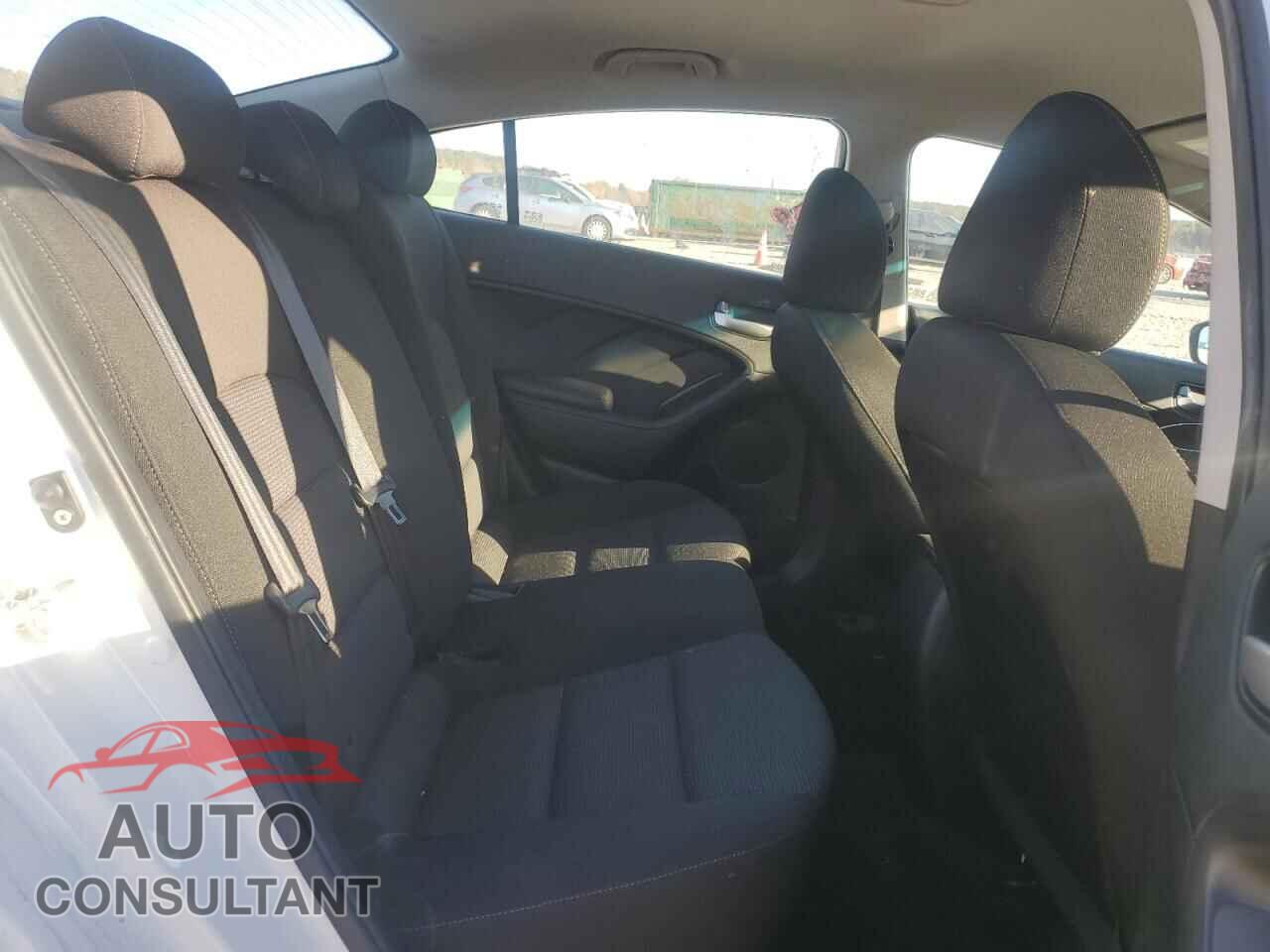 KIA FORTE 2017 - 3KPFK4A77HE096252