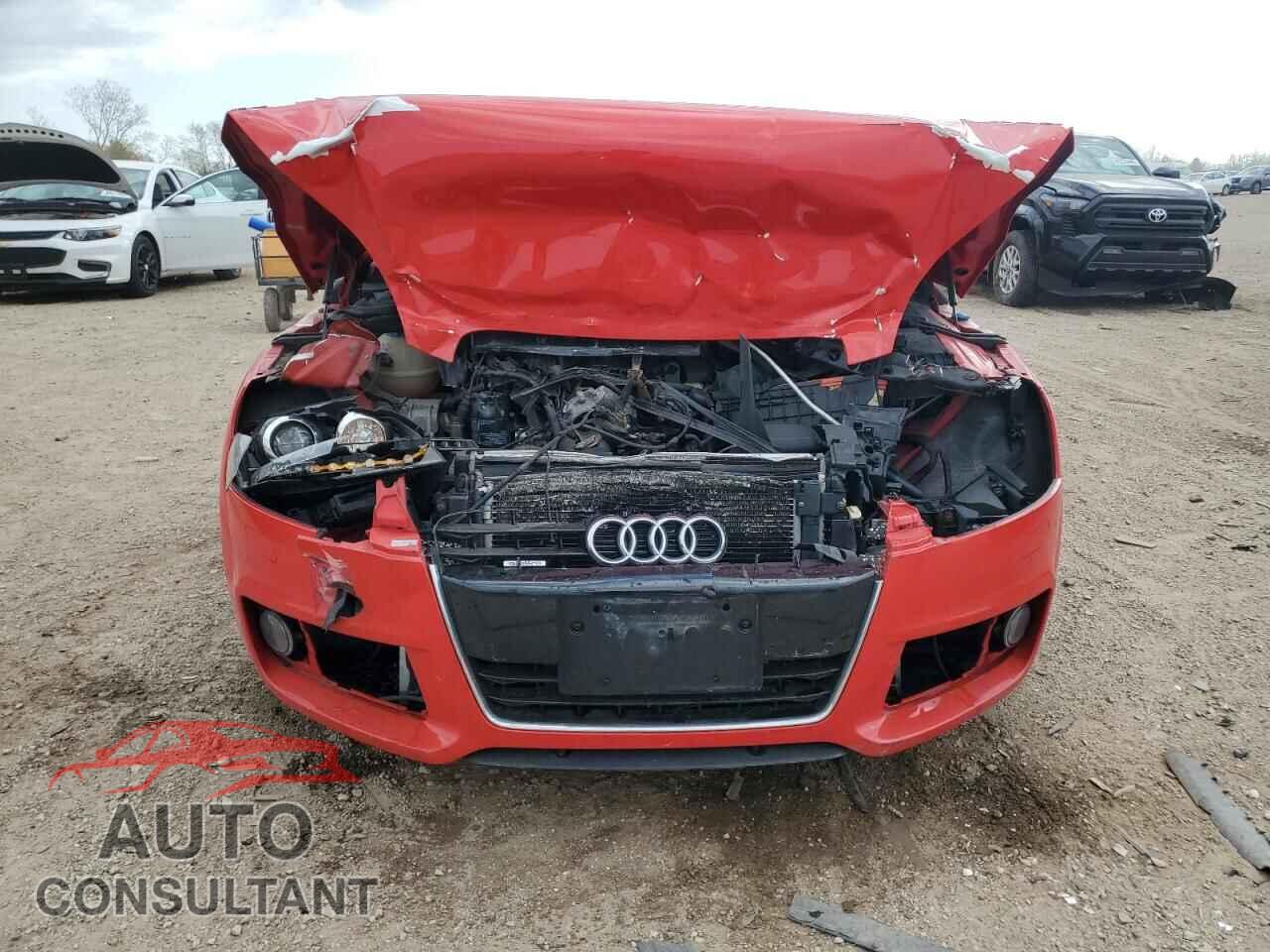 AUDI TT 2012 - TRUBFAFK9C1015526