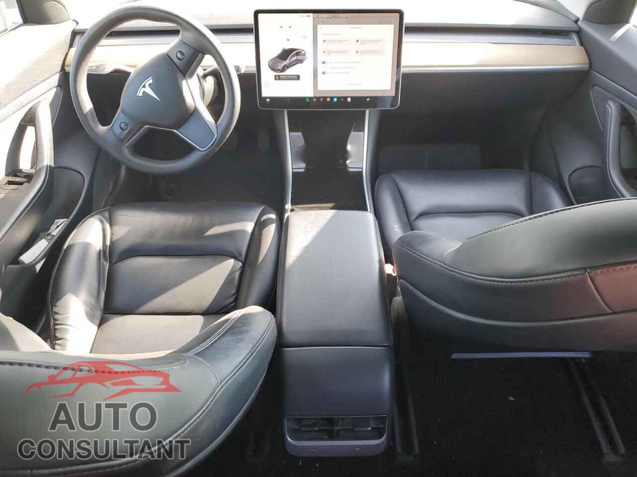 TESLA MODEL 3 2020 - 5YJ3E1EAXLF784876