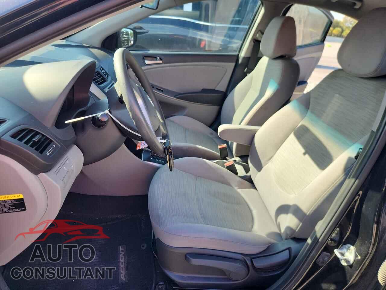 HYUNDAI ACCENT 2017 - KMHCT4AE7HU340493