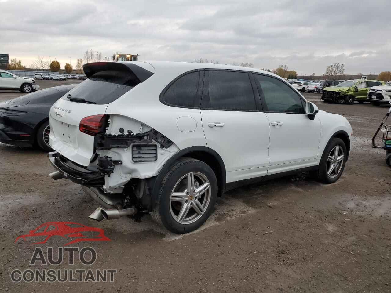 PORSCHE CAYENNE 2016 - WP1AB2A2XGLA96477