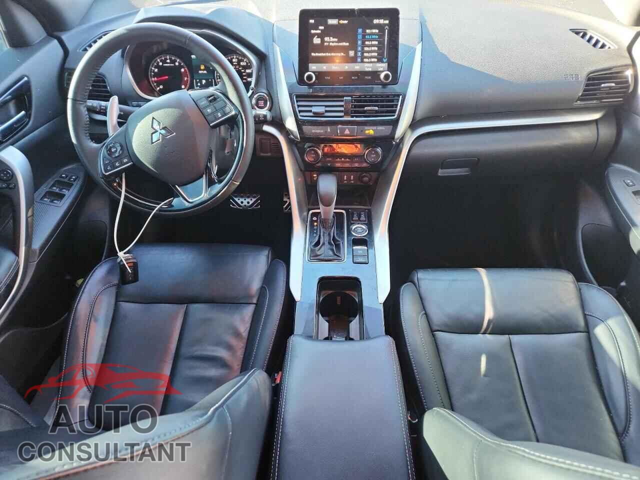 MITSUBISHI ECLIPSE 2024 - JA4ATWAA7RZ004720