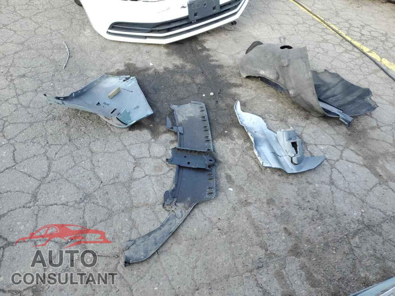 TOYOTA PRIUS 2017 - JTDKARFU3H3036070