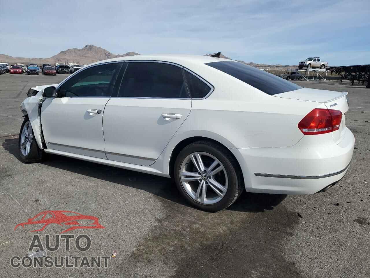 VOLKSWAGEN PASSAT 2013 - 1VWCN7A31DC145470