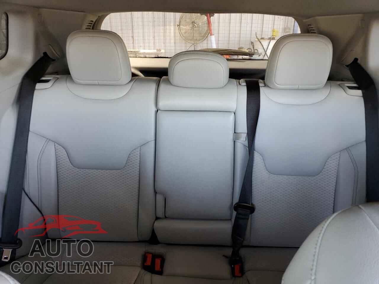 JEEP COMPASS 2022 - 3C4NJDBB6NT230709