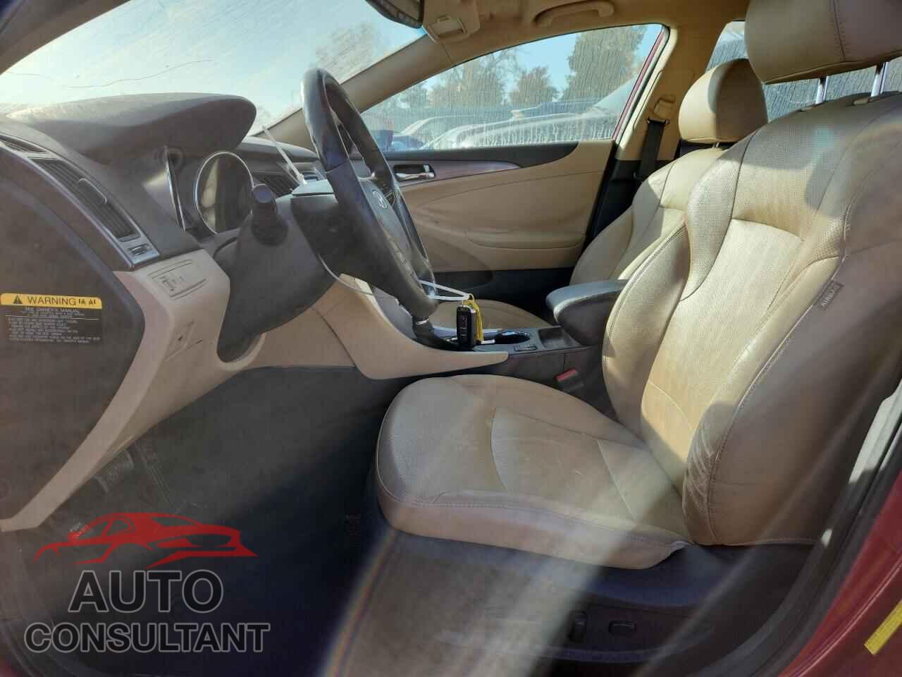 HYUNDAI SONATA 2012 - KMHEC4A46CA048151