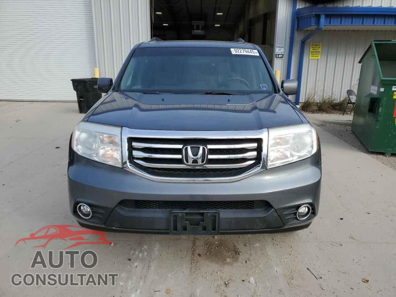 HONDA PILOT 2012 - 5FNYF4H45CB045537
