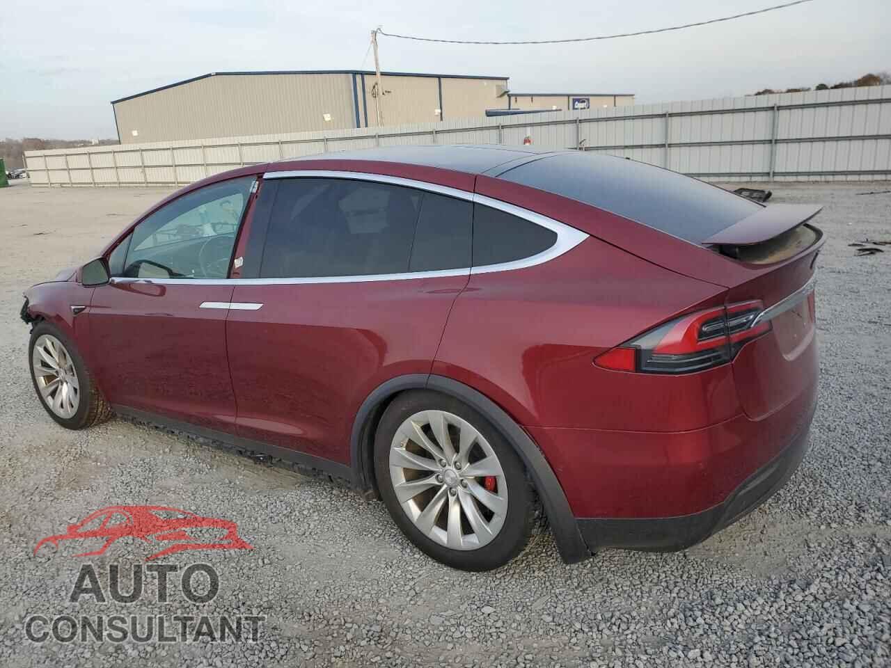 TESLA MODEL X 2016 - 5YJXCBE46GFS00261
