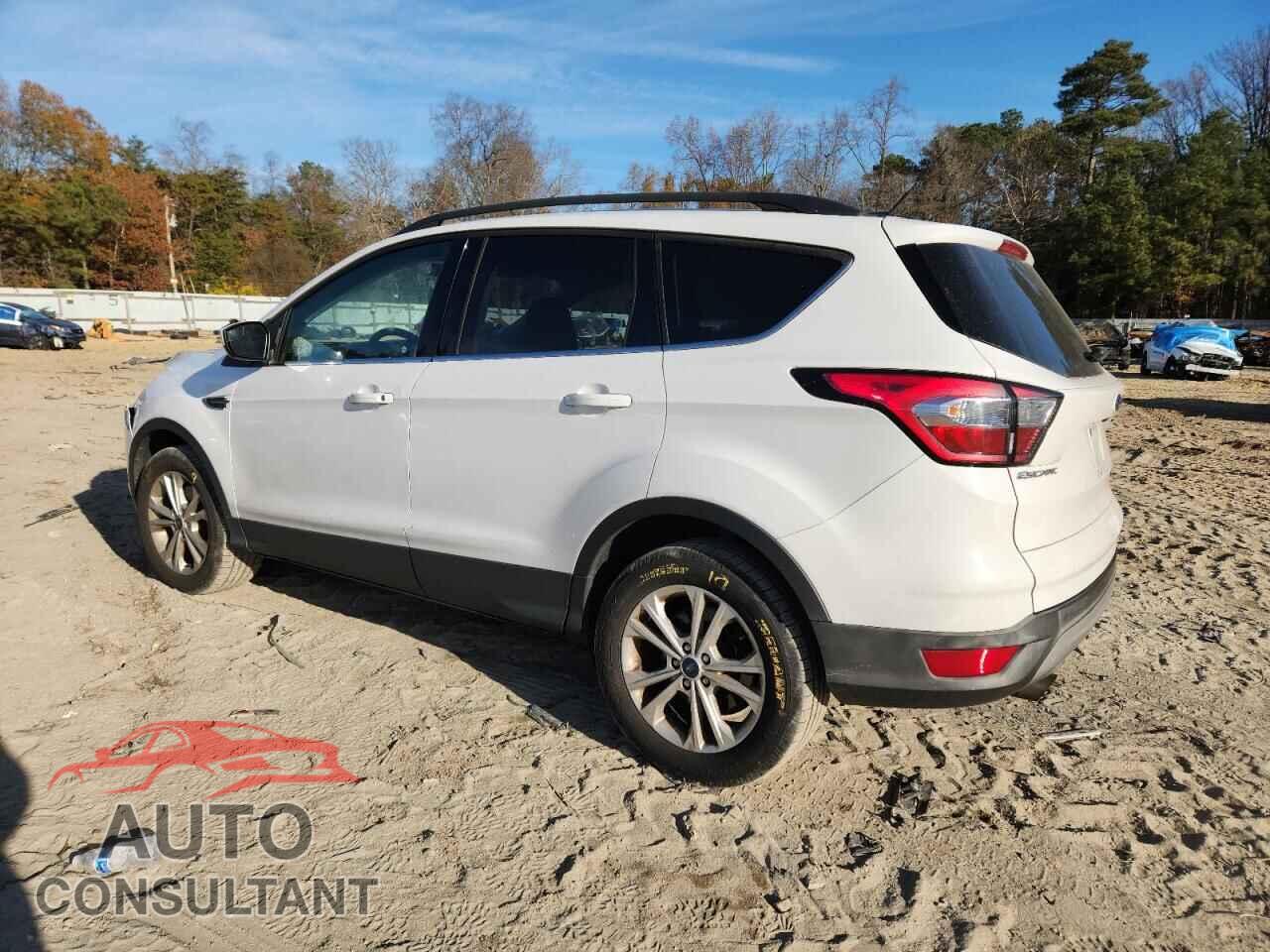 FORD ESCAPE 2018 - 1FMCU9GD1JUB45701