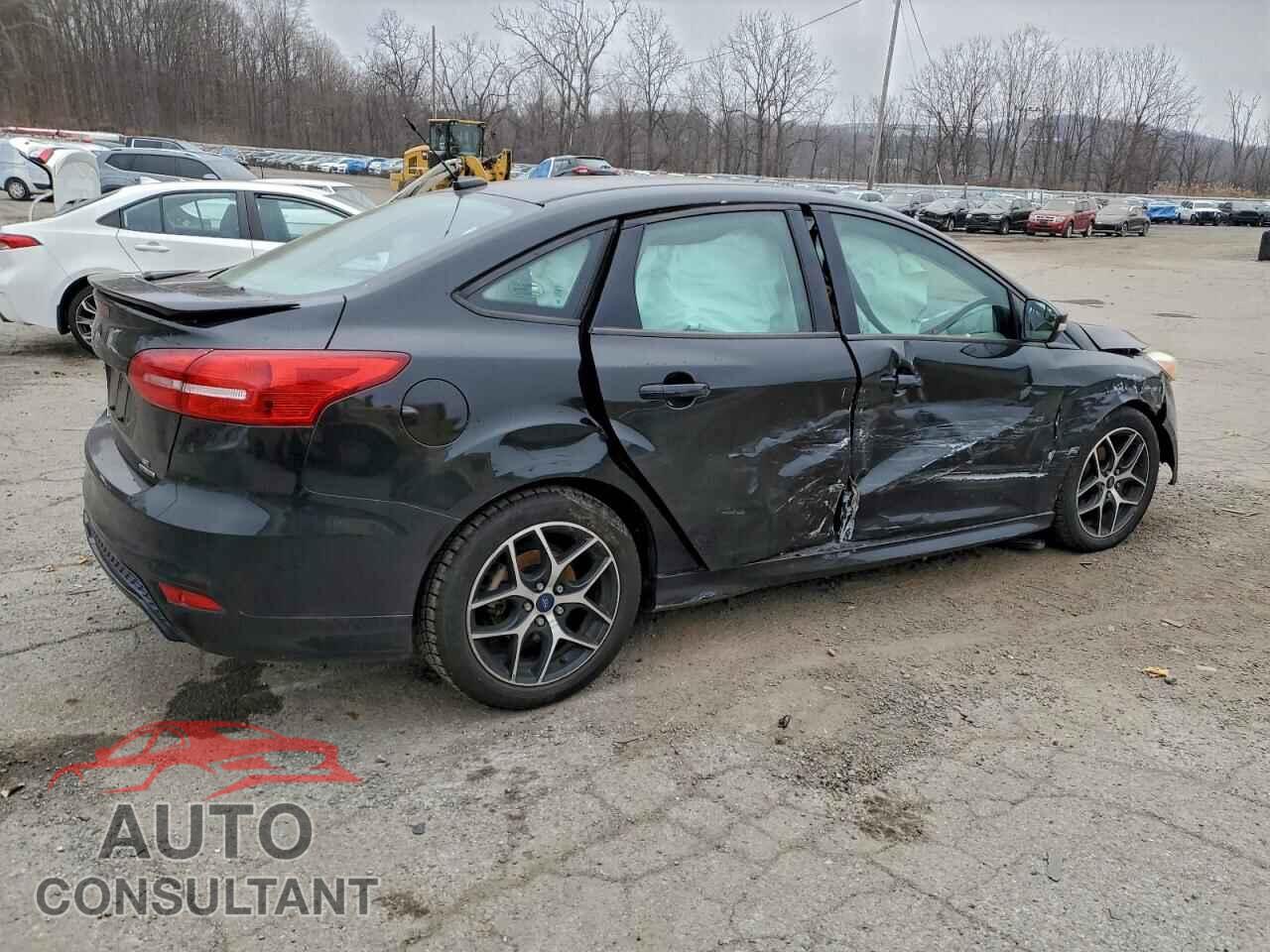 FORD FOCUS 2015 - 1FADP3F25FL247096