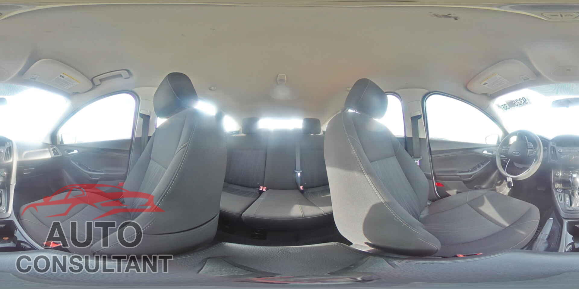 FORD FOCUS 2015 - 1FADP3K26FL222679