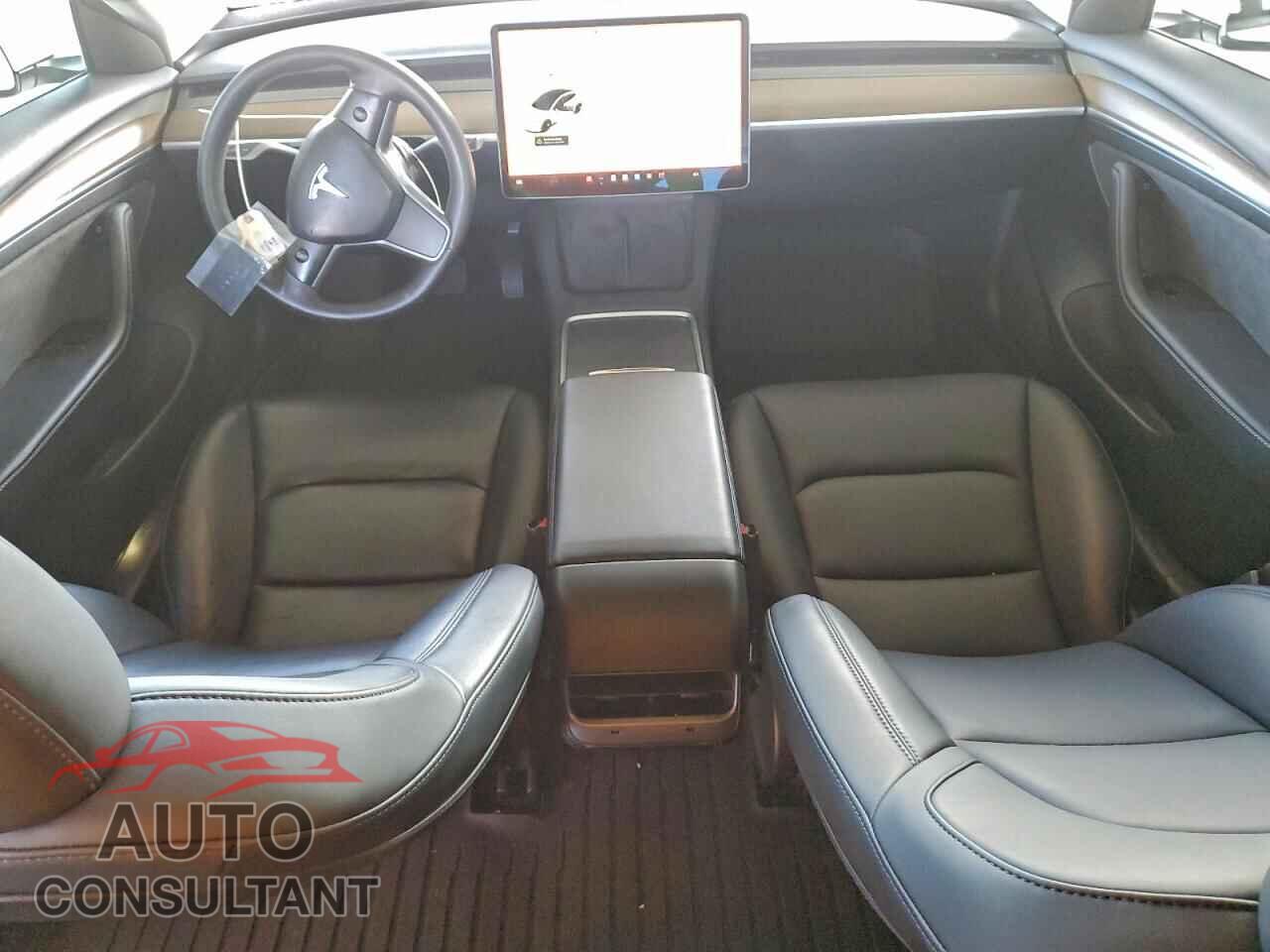 TESLA MODEL 3 2023 - 5YJ3E1EA8PF552699
