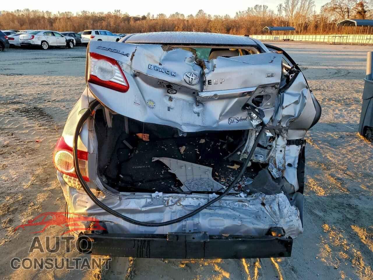 TOYOTA COROLLA 2011 - 2T1BU4EE5BC684822
