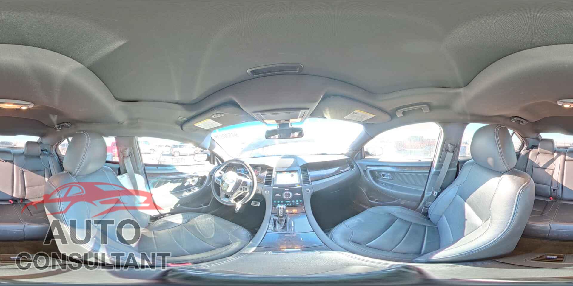 FORD TAURUS 2017 - 1FAHP2F81HG108384