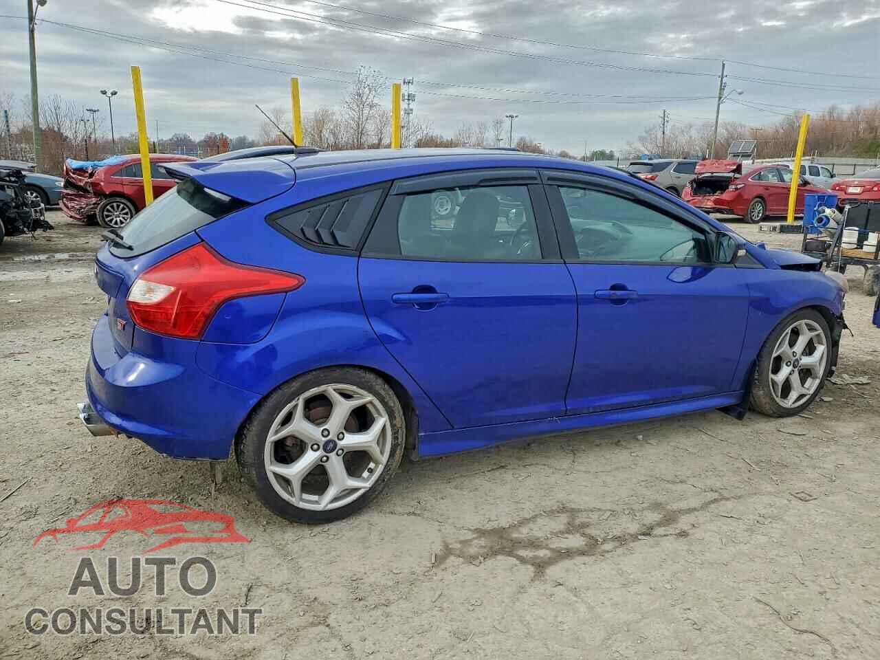 FORD FOCUS 2013 - 1FADP3L93DL371205