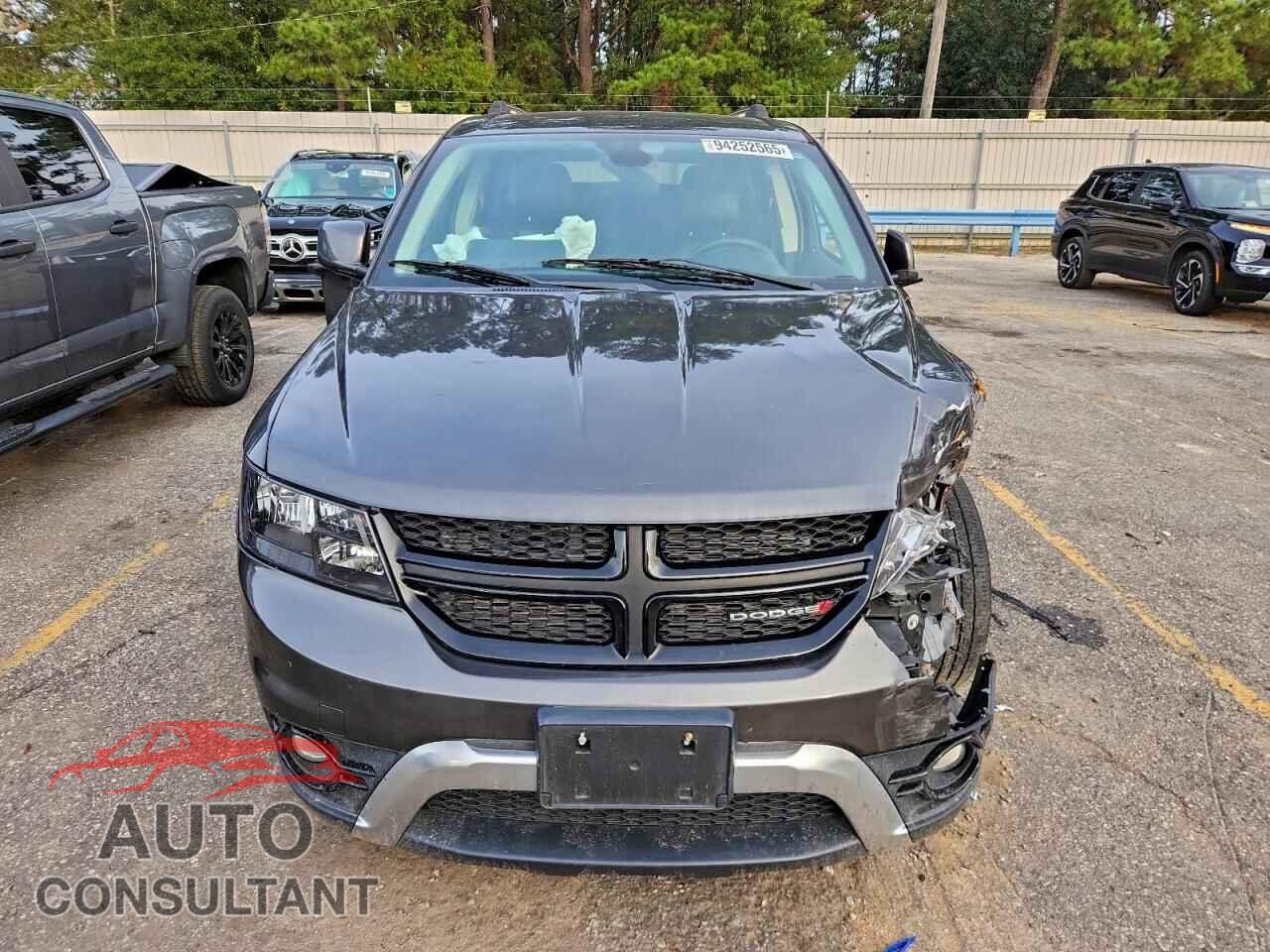 DODGE JOURNEY 2018 - 3C4PDCGG9JT379060