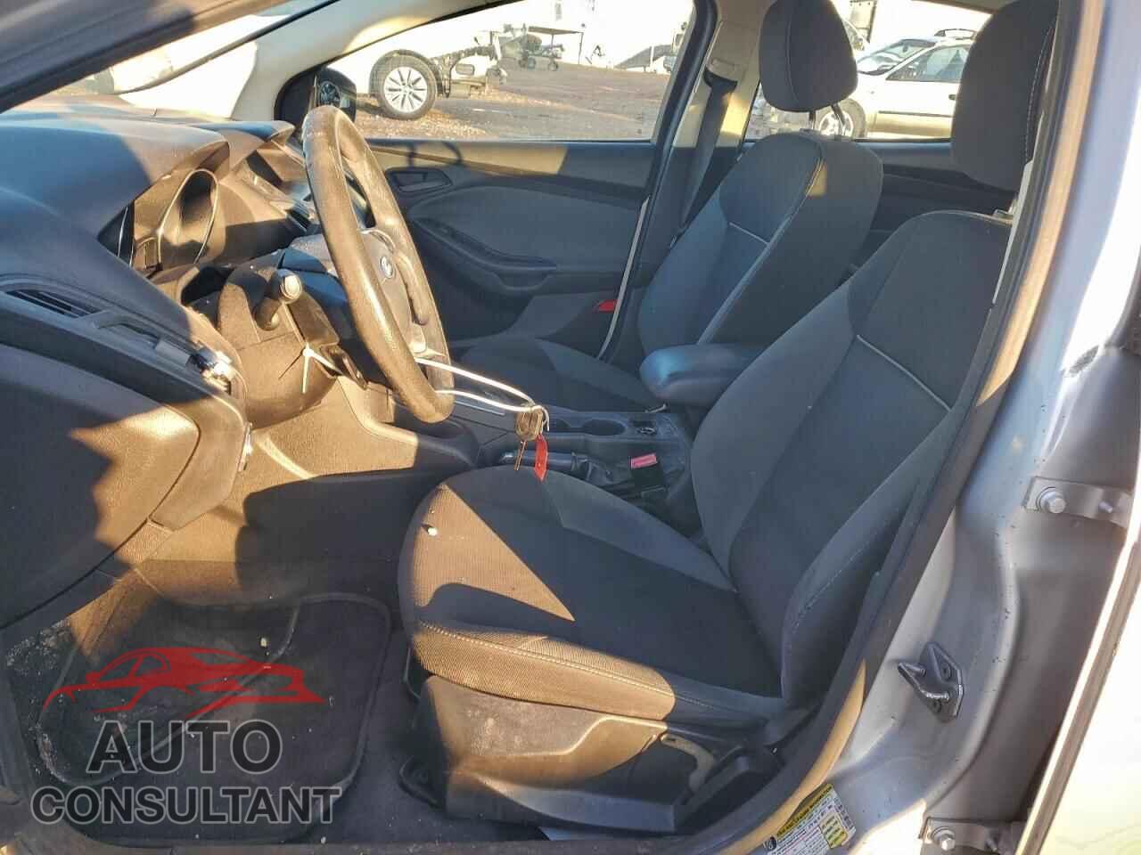 FORD FOCUS 2012 - 1FAHP3F2XCL207917