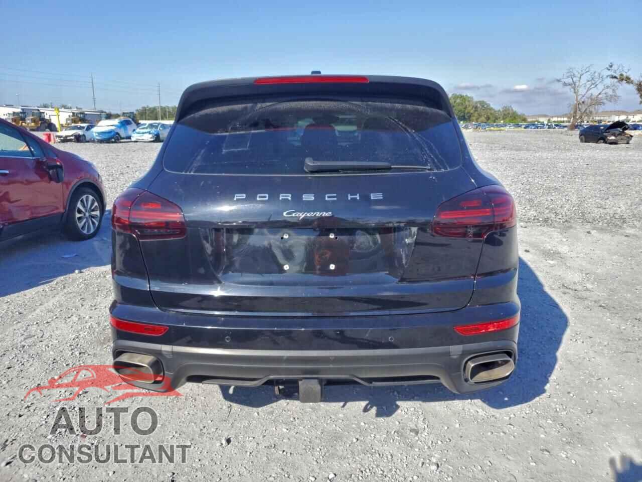 PORSCHE CAYENNE 2015 - WP1AF2A21FLA32394