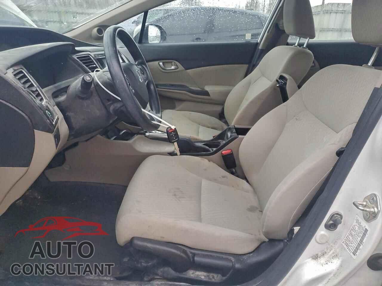 HONDA CIVIC 2015 - 2HGFB2F70FH524677