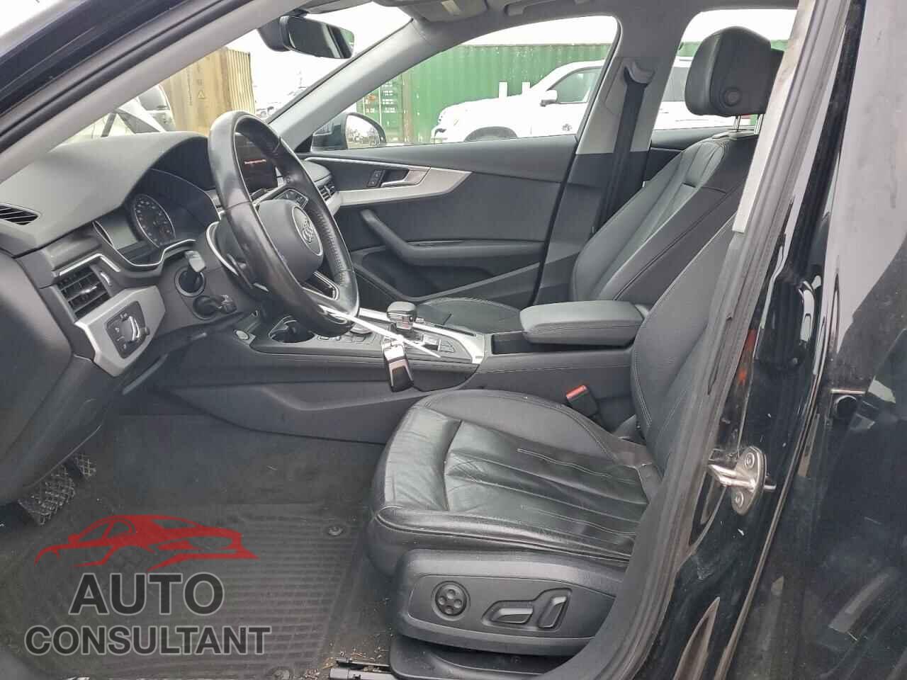 AUDI A4 2017 - WAUANAF48HN010177