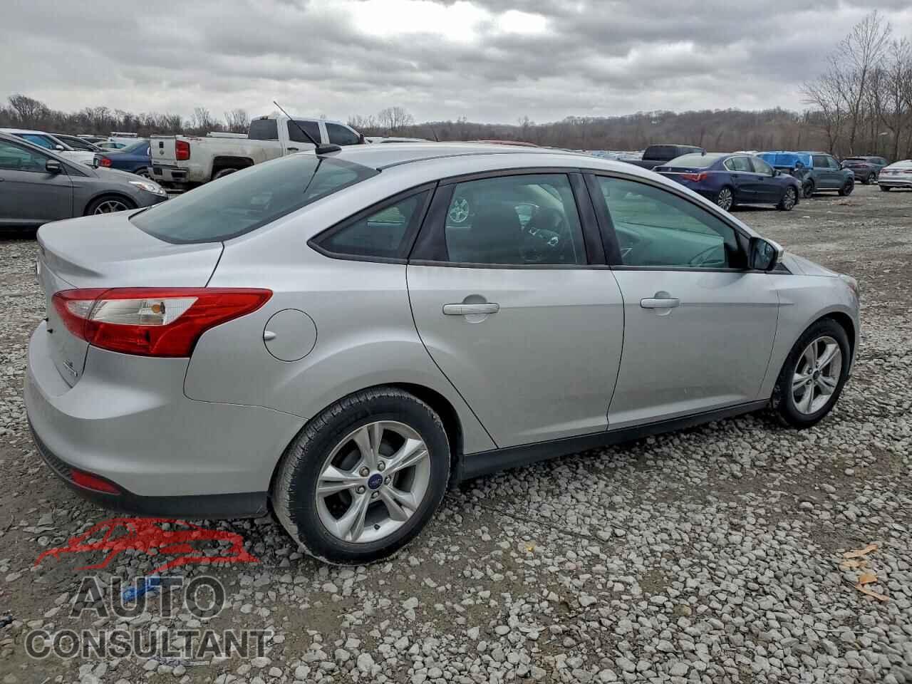 FORD FOCUS 2014 - 1FADP3F20EL398846