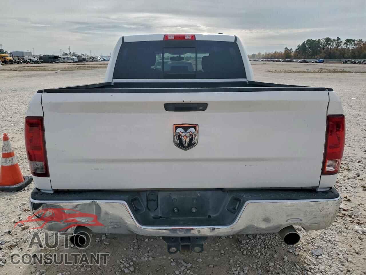 DODGE RAM 1500 2012 - 1C6RD6LT2CS153645