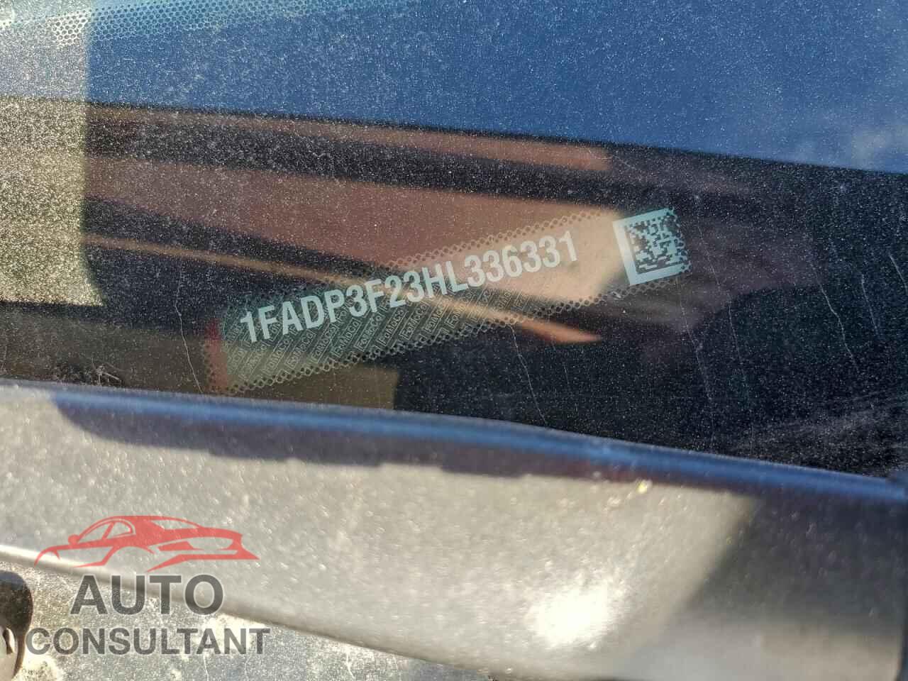 FORD FOCUS 2017 - 1FADP3F23HL336331
