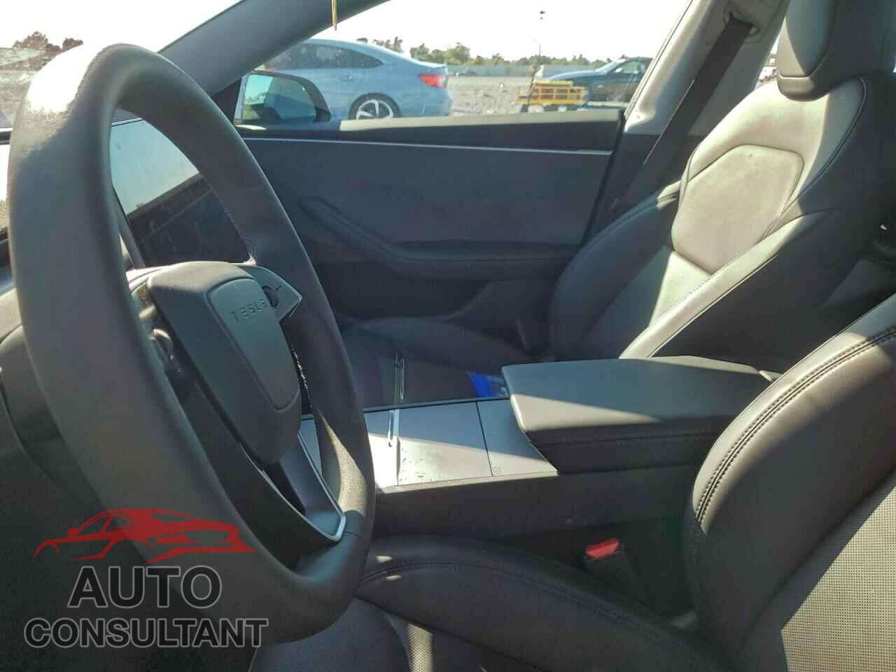 TESLA MODEL 3 2025 - 5YJ3E1EA1SF969882
