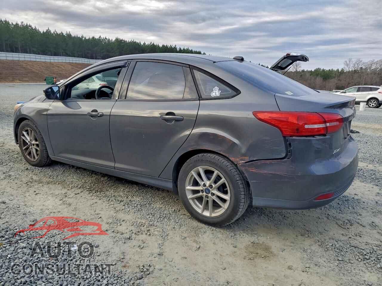 FORD FOCUS 2015 - 1FADP3F29FL259140