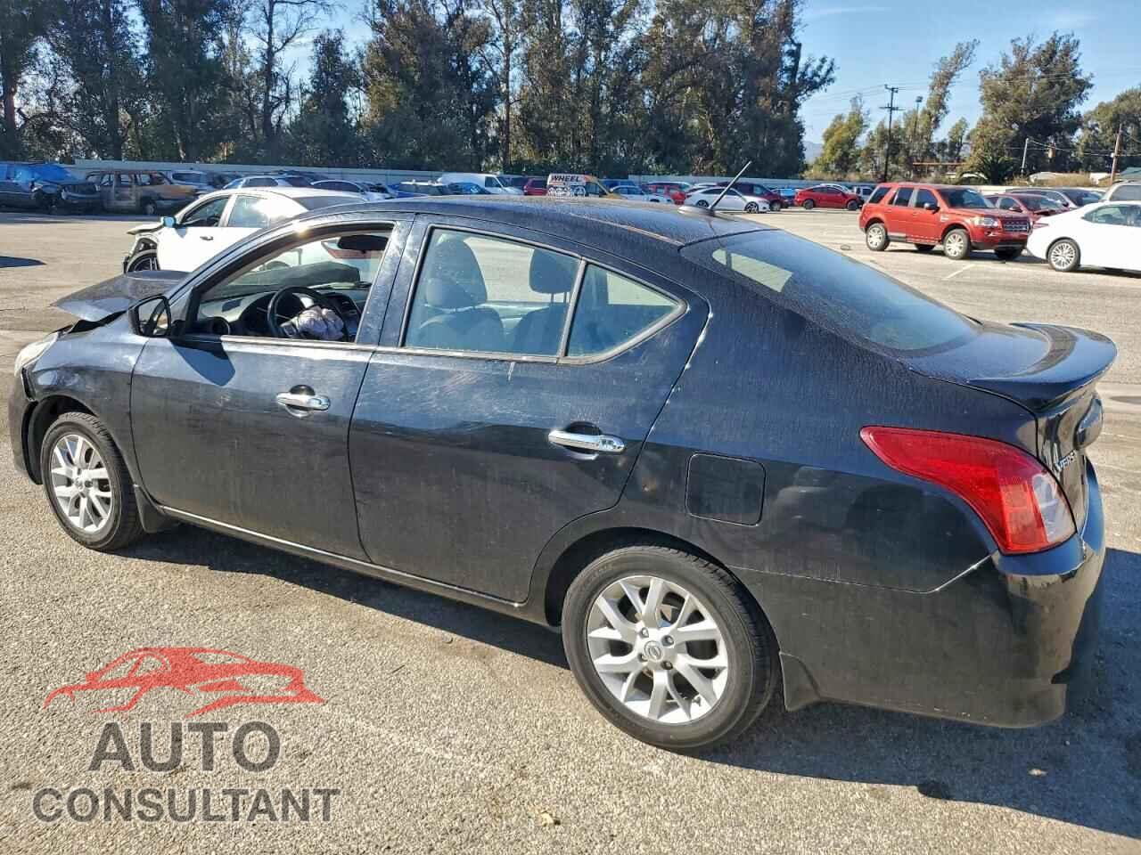 NISSAN VERSA 2017 - 3N1CN7AP3HL865548