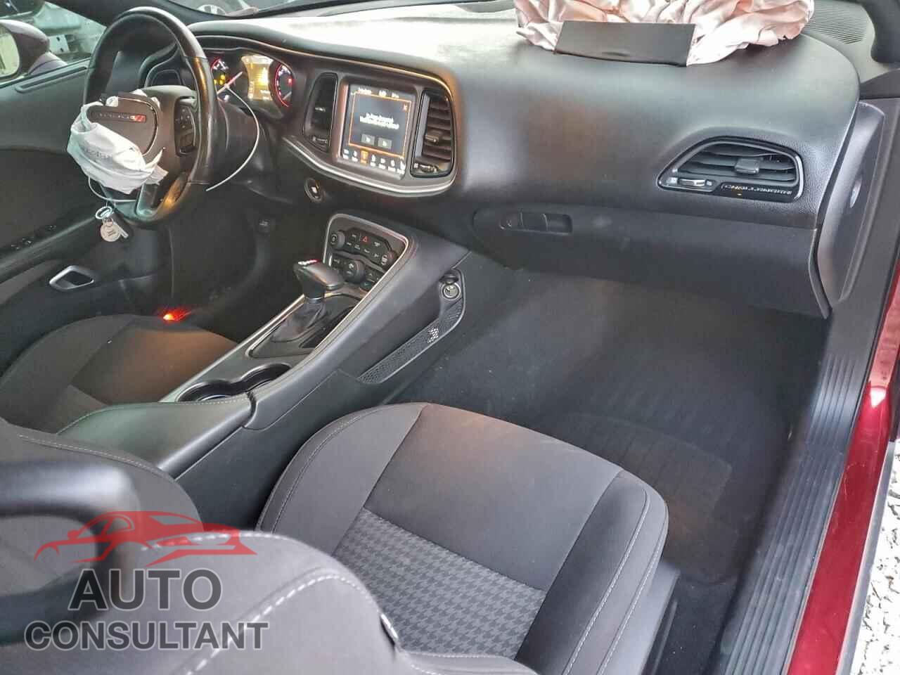 DODGE CHALLENGER 2019 - 2C3CDZBT2KH652411