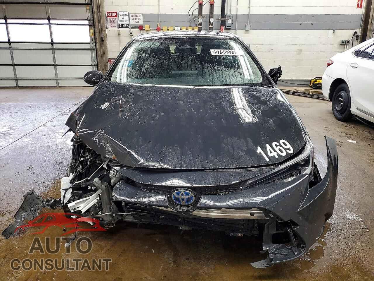 TOYOTA COROLLA 2025 - JTDBCMFE5S3082111