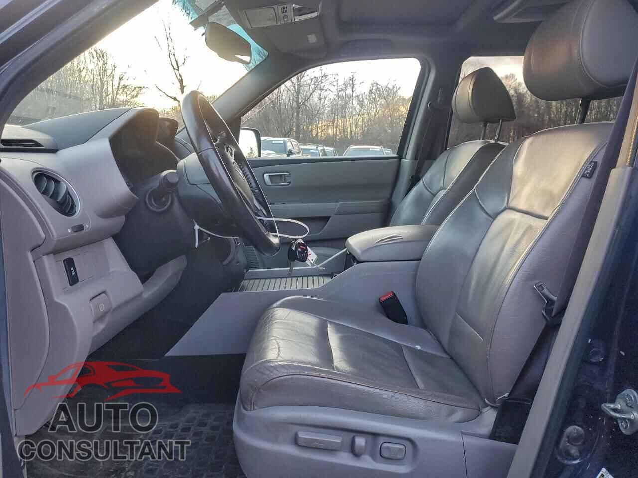 HONDA PILOT 2012 - 5FNYF4H52CB042569