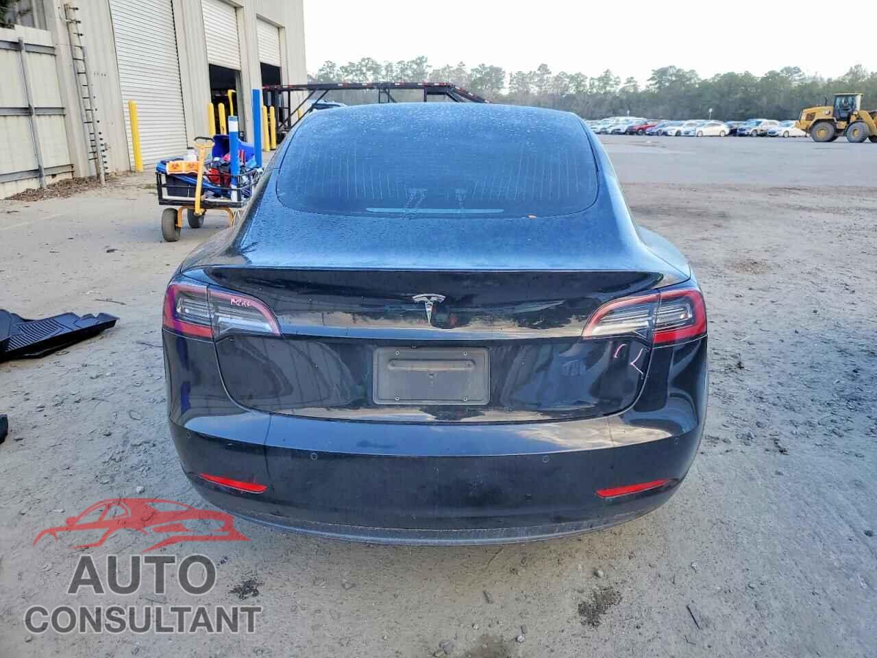 TESLA MODEL 3 2019 - 5YJ3E1EA7KF401877