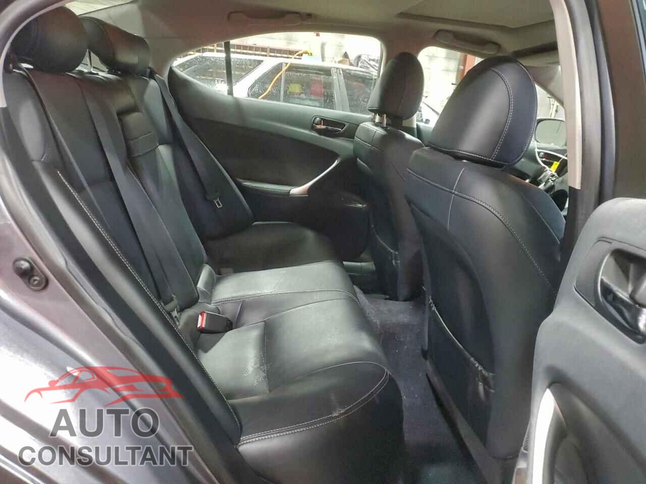 LEXUS IS 2012 - JTHCF5C23C5054484