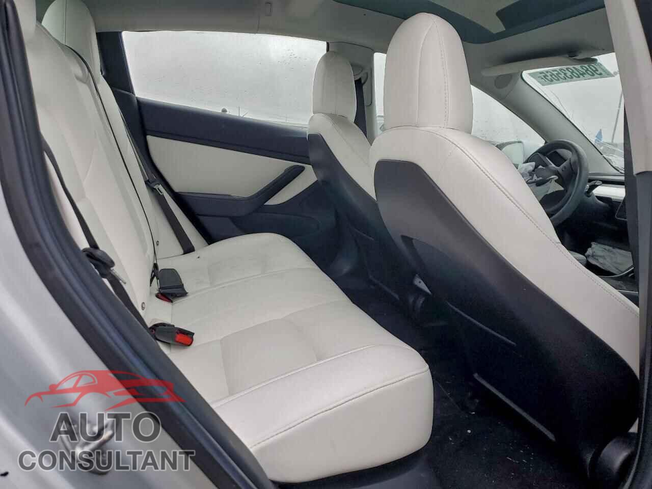 TESLA MODEL 3 2018 - 5YJ3E1EB2JF097302