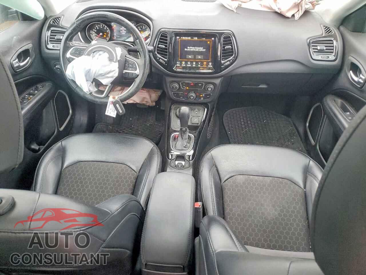 JEEP COMPASS 2019 - 3C4NJDBB8KT826867